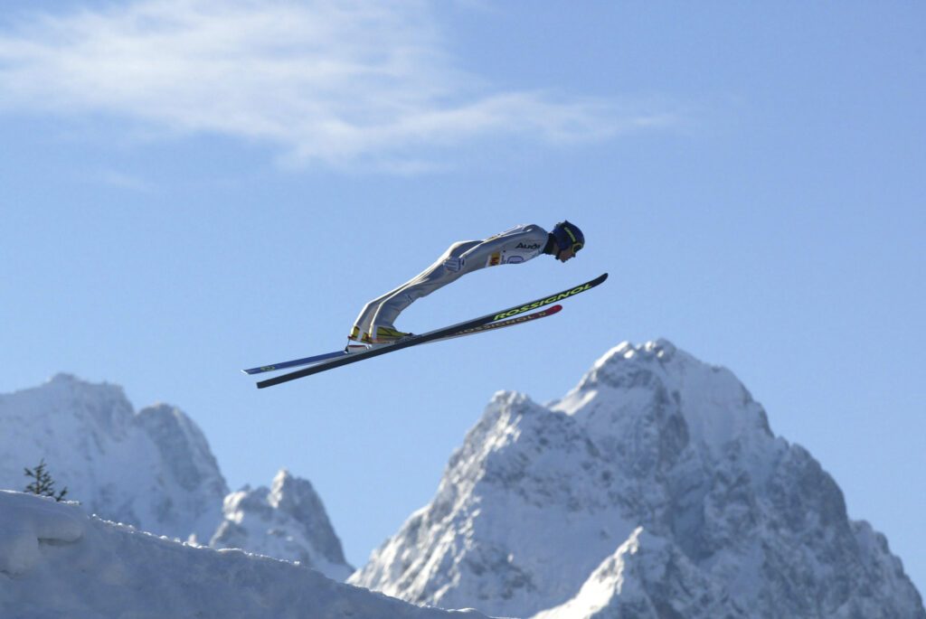 Sven Hannawald - Pressebild - 1.2.2002 Vierschanzentournee mit Zugspitze Fotohinweis Christof Stache